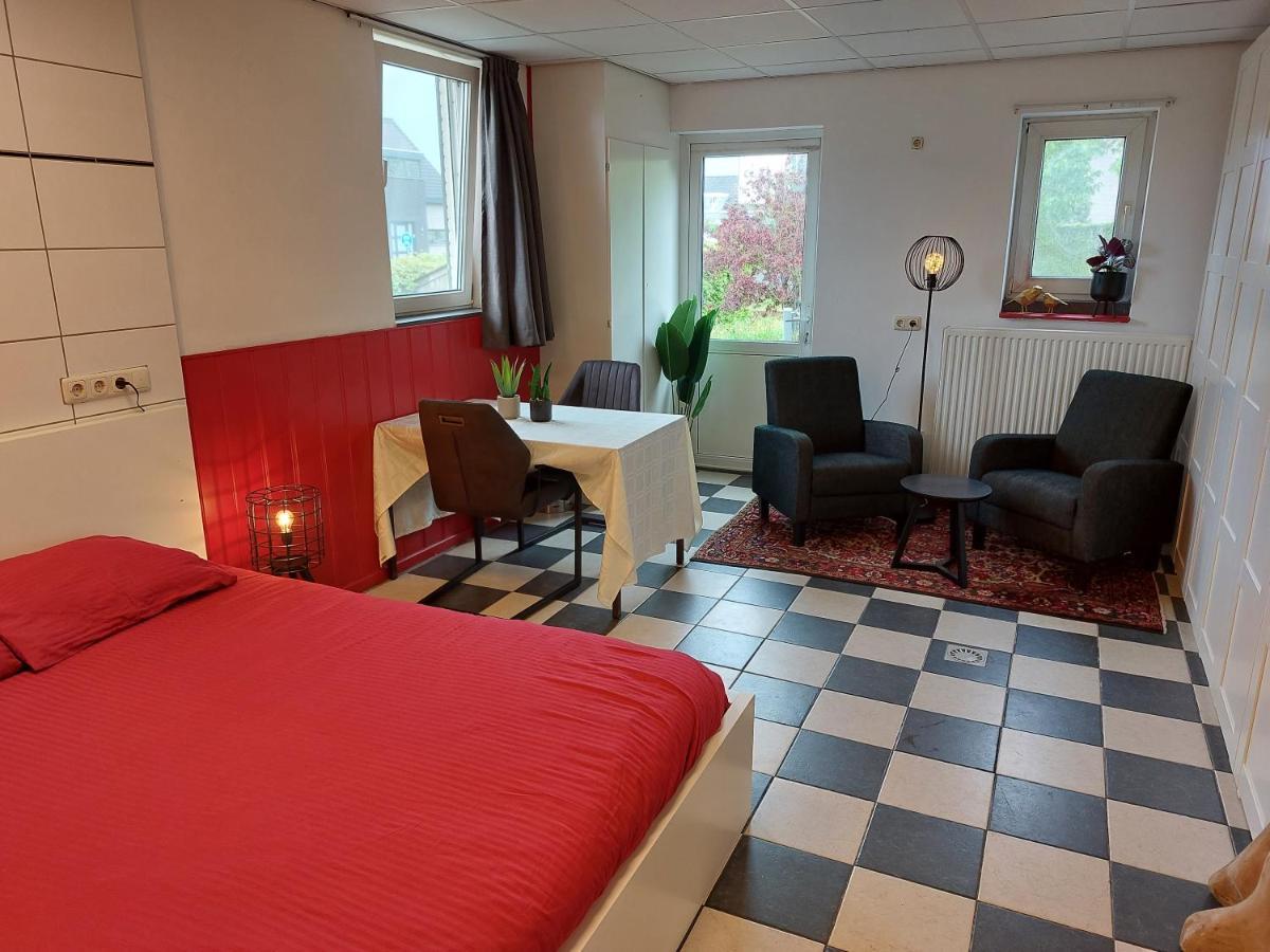 Gasthuys De Peel Bed & Breakfast Ospel Exterior photo